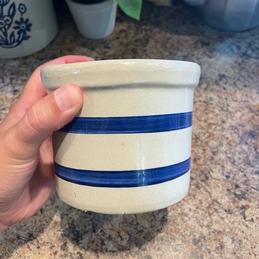 Vintage Roseville Crock